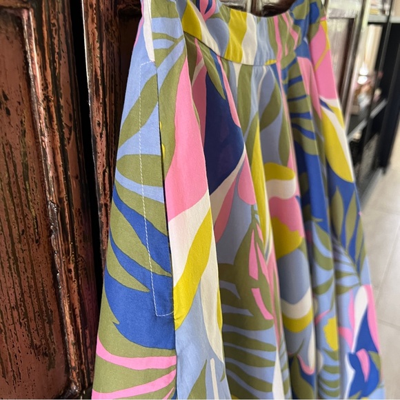 Boden full skirt. Absolutely loved it but need to size up! - Picture 5 of 13